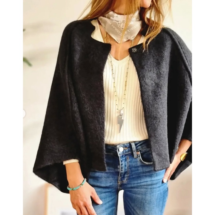Audrey | Round-Neck Collarless Coat