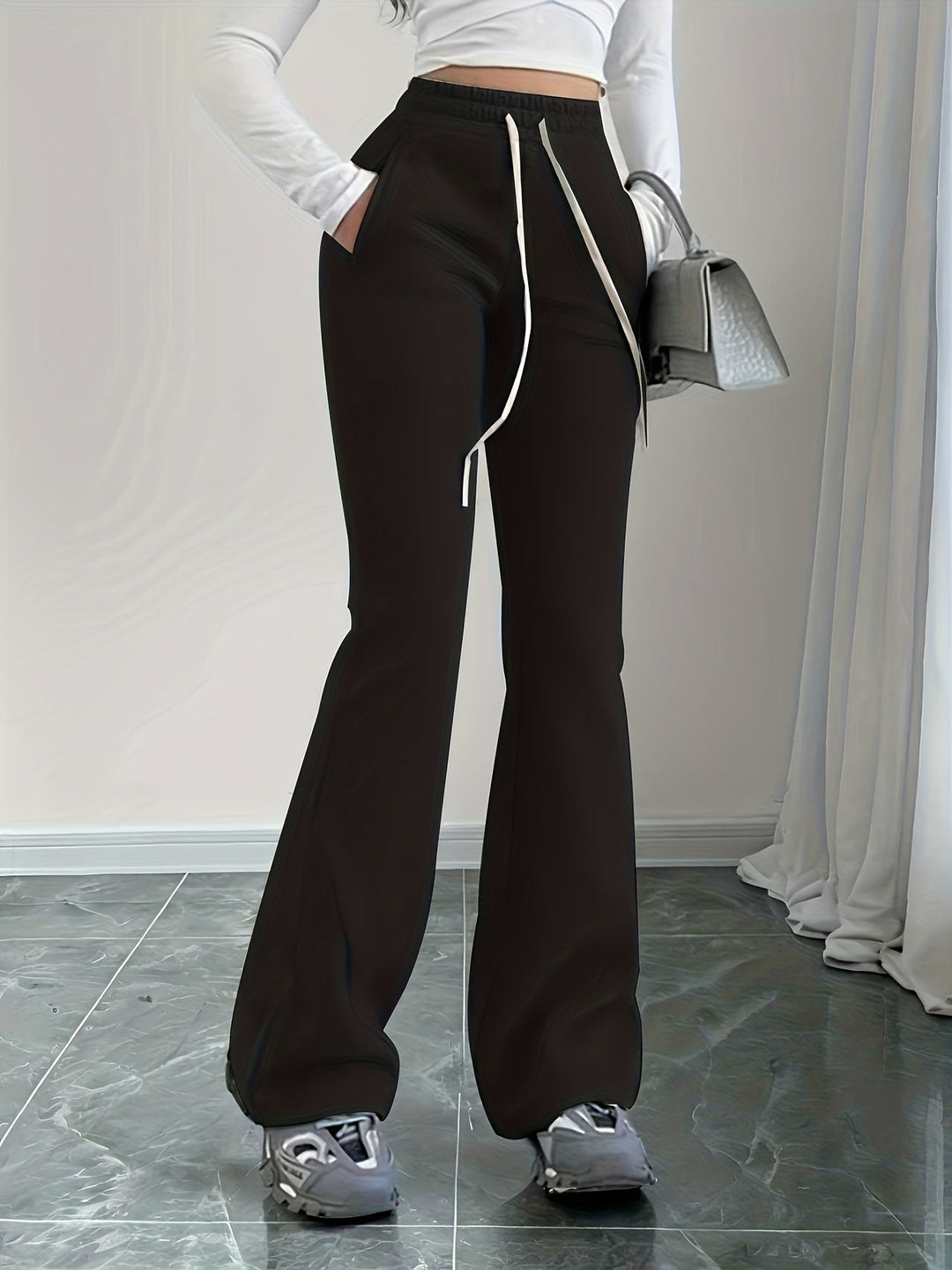 Felicia | High-Waisted Drawstring Flared Sweatpants