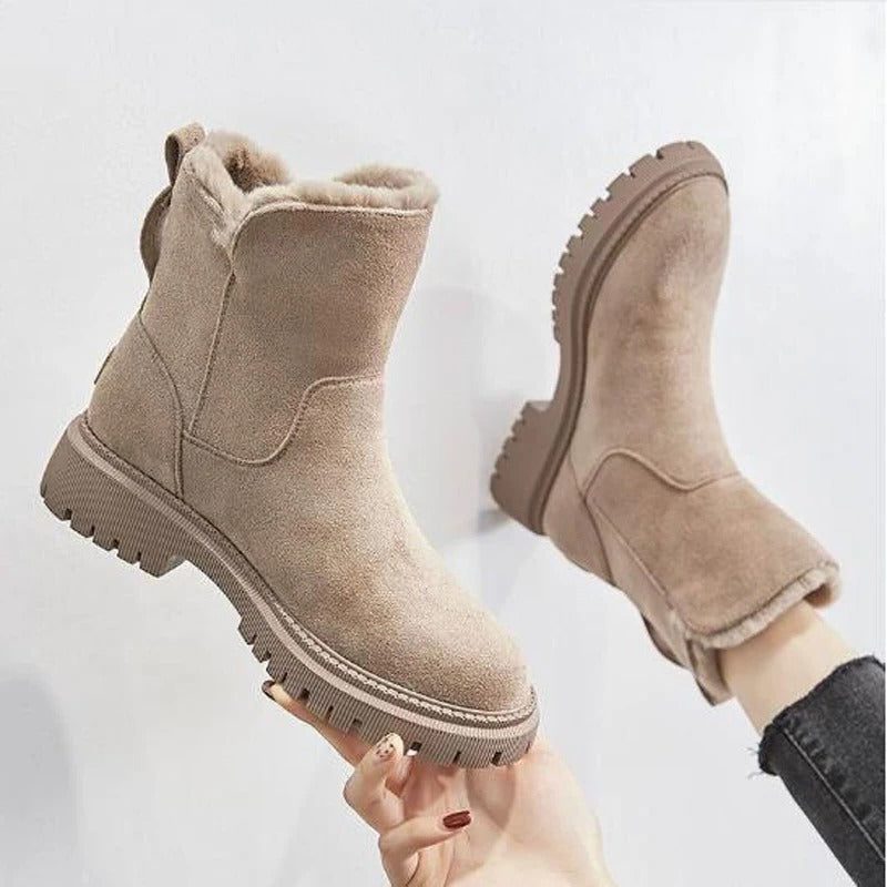Hailey | Fleece-Lined Lug-Sole Ankle Snow Boots