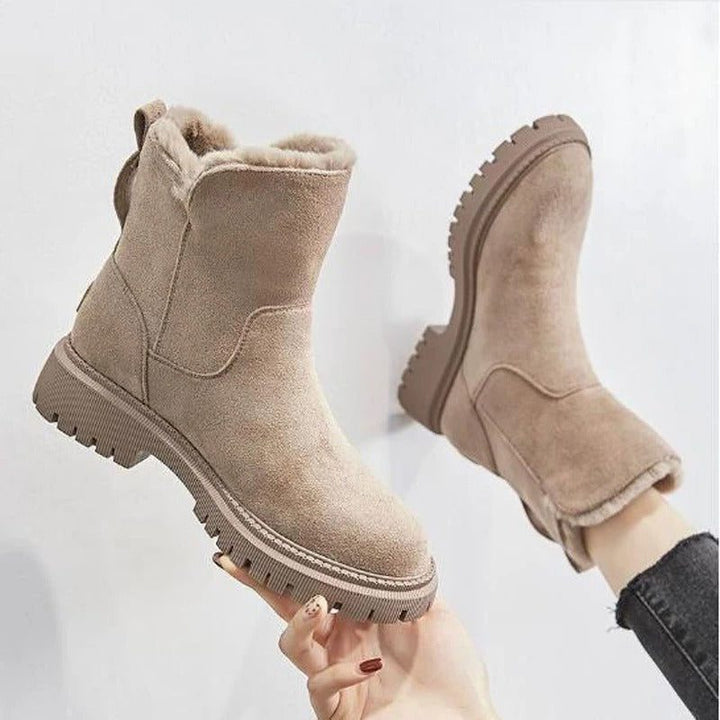 Hailey | Fleece-Lined Lug-Sole Ankle Snow Boots