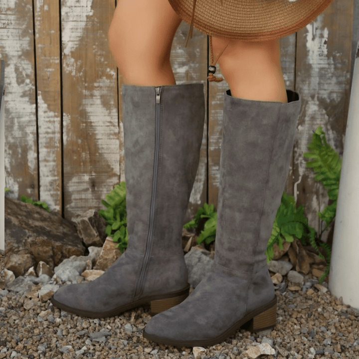 Sydney | Pointed-Toe Knee-High Wide-Calf Boots for Fall