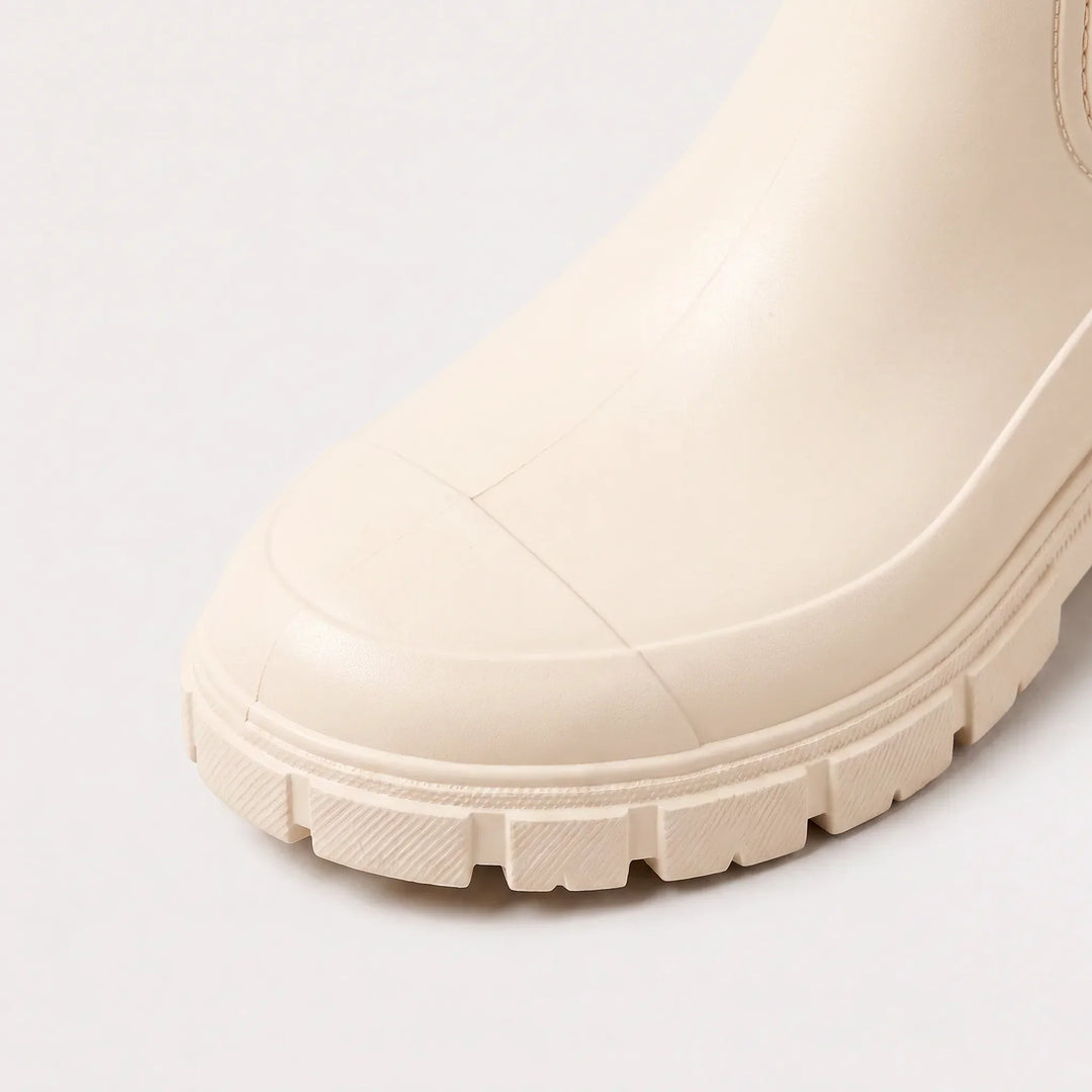 Vanessa | Waterproof Lug-Sole Chelsea Boots for Fall