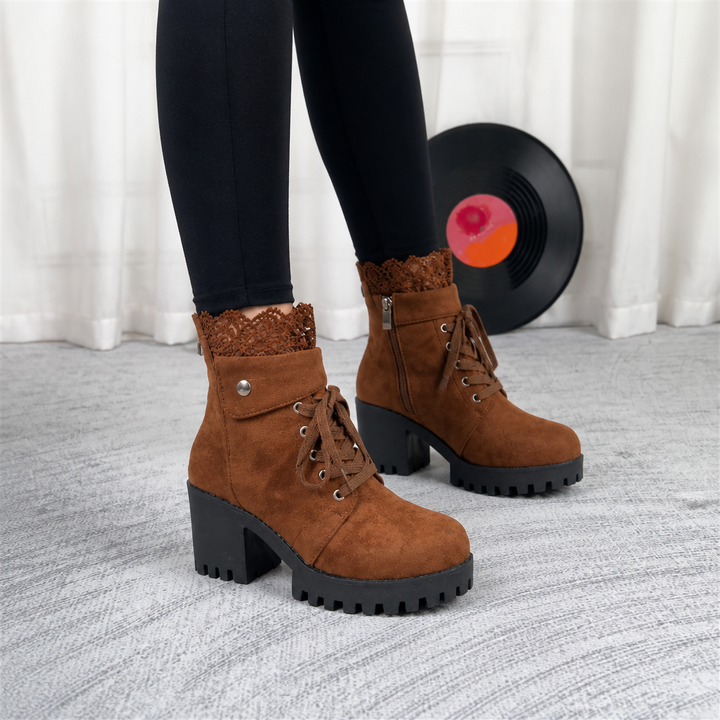 Jessica | Lace-Up Lug-Sole Combat Boots for Fall